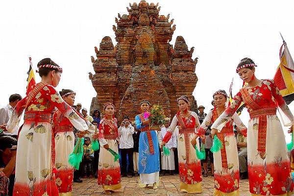 Lễ hội Kate của tỉnh Ninh Thuận.