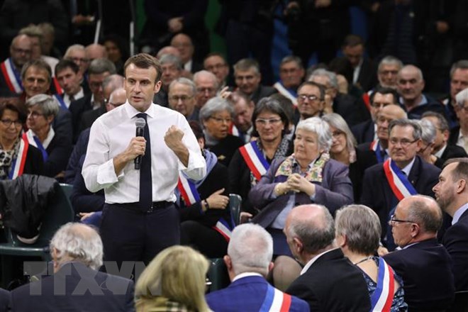 Tổng thống Pháp Emmanuel Macron trong cuộc gặp hơn 600 Thị trưởng vùng Normandie tại thành phố Grand Bourgtheroulde, tỉnh Eure ngày 15/1/2019.