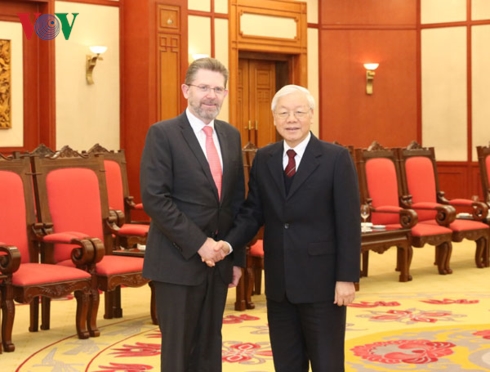 Tổng Bí thư, Chủ tịch nước Nguyễn Phú Trọng tiếp Chủ tịch Thượng viện Australia.