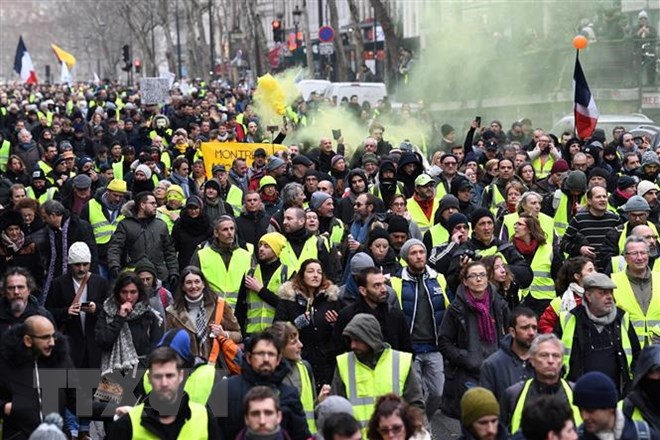 Người biểu tình Áo vàng tập trung tại thủ đô Paris, Pháp, ngày 26/1/2019.