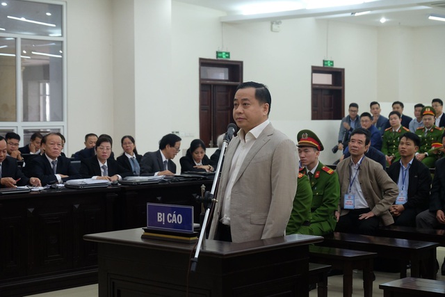 Phan Văn Anh Vũ tại tòa sơ thẩm.