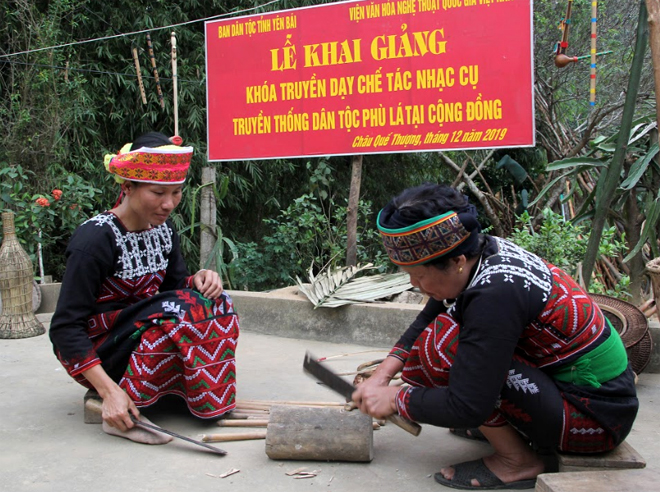Khóa truyền dạy chế tác nhạc cụ truyền thống đã giúp người Phù Lá khôi phục lại các giá trị văn hóa, các sản phẩm truyền thống tốt đẹp của dân tộc.