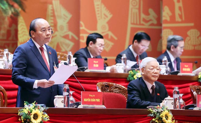 Đồng chí Nguyễn Xuân Phúc, Ủy viên Bộ Chính trị, Thủ tướng Chính phủ thay mặt Đoàn Chủ tịch điều hành Đại hội.