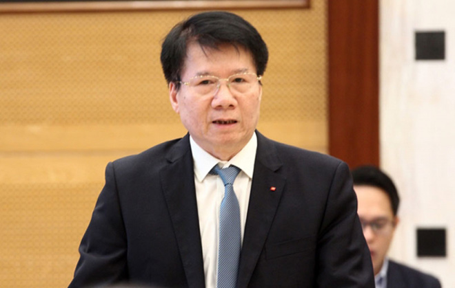 Thứ trưởng Bộ Y tế Trương Quốc Cường bị truy tố vì liên quan đến vụ án hình sự buôn bán hàng giả là thuốc chữa bệnh.