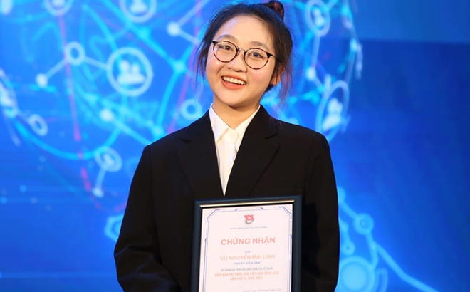 Linh là thành viên Tổ thư ký Diễn đàn Tri thức trẻ Việt Nam toàn cầu IV năm 2021. Ảnh: Nhân vật cung cấp