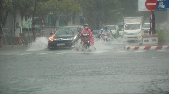 Miền Trung đón mưa nhiều ngày đầu tháng 1/2023.