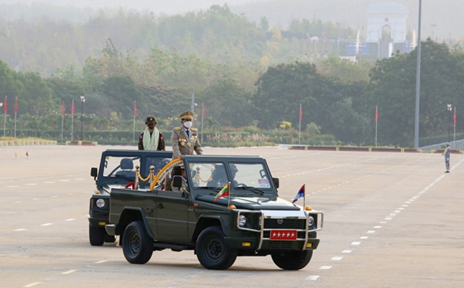 Thống tướng Min Aung Hlaing tham dự Lễ kỷ niệm Ngày Lực lượng Vũ trang Myanmar lần thứ 77.
