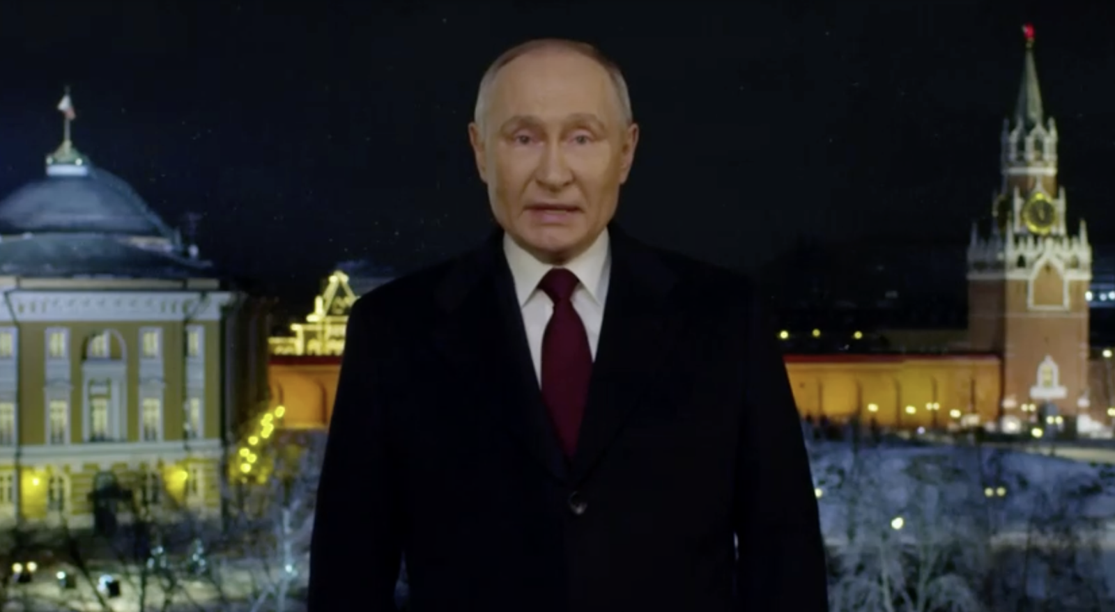 Tổng thống Liên bang Nga Vladimir Putin phát biểu chào mừng năm mới. Ảnh cắt từ clip