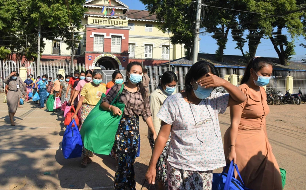 Myanmar ân xá hơn 9.500 tù nhân hôm 4-1.