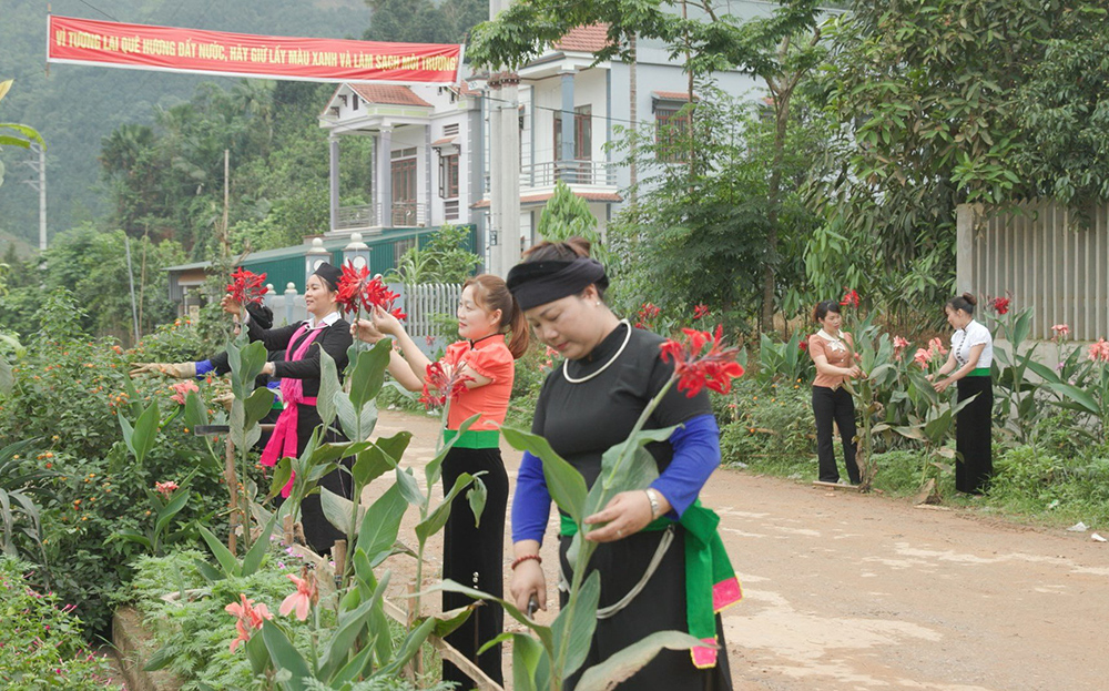 Đời sống tinh thần của người dân ở thôn Hạnh Phúc, xã Tân Hợp ngày càng được nâng cao, góp phần nâng cao chỉ số hạnh phúc trên địa bàn.