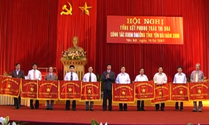 Năm 2006, tỉnh Yên Bái có 26 tập thể và cá nhân được Nhà nước tặng thưởng Huân chương Lao động.