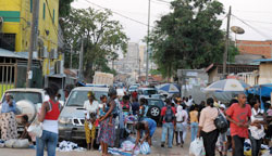 Nhiều người Việt đang làm việc tại Luanda, Angola