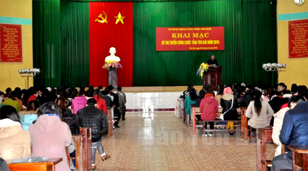 Quang cảnh buổi khai mạc kỳ thi tuyển công chức 2016.
