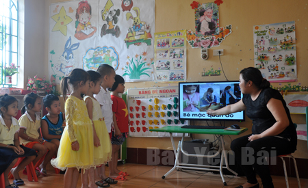 Giảng dạy kỹ năng sống được chú trọng ở các trường mầm non tại thị xã Nghĩa Lộ.
