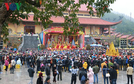 Lễ khai hội chùa Ba Vàng được tổ chức thường niên từ năm 2015 vào mùng 8 Tết âm lịch.