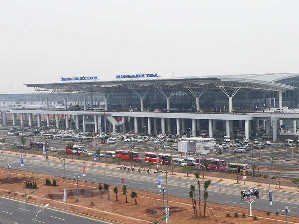 Cảng hàng không quốc tế Nội Bài.