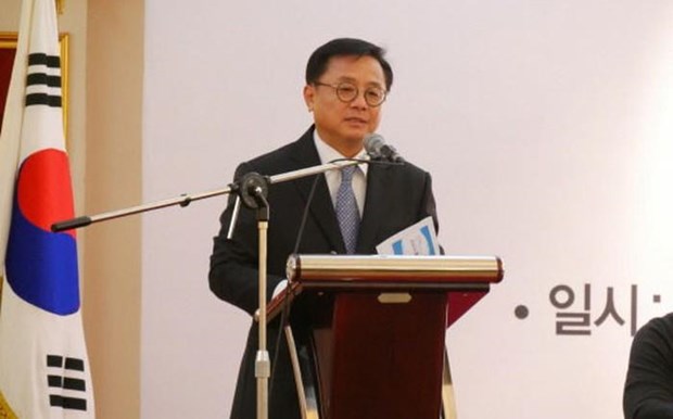 Ông Yoon Sang-ho tin cổ động viên Hàn Quốc khao khát chiếc cúp AFF 2018 không kém gì người dân Việt Nam.