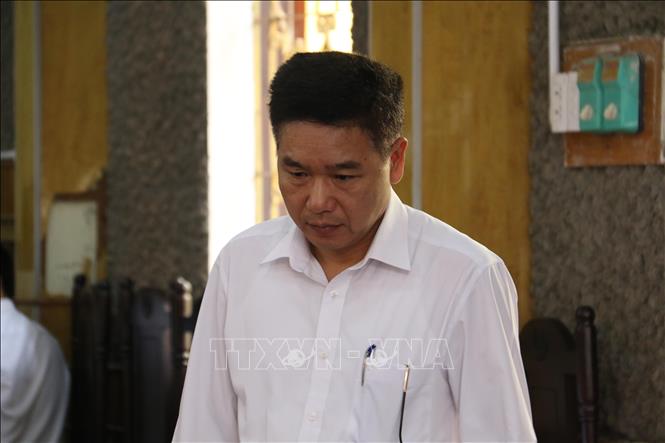 Bị cáo Trần Xuân Yến, nguyên Phó Giám đốc Sở Giáo dục và Đào tạo tỉnh Sơn La tại phiên tòa.