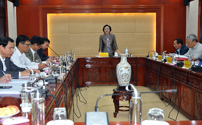Đồng chí Bí thư Tỉnh ủy Phạm Thị Thanh Trà phát biểu chỉ đạo Hội nghị.