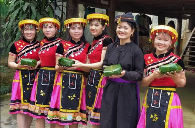 Các địa phương trên địa bàn huyện Yên Bình ra mắt câu lạc bộ văn hóa, văn nghệ dân gian.