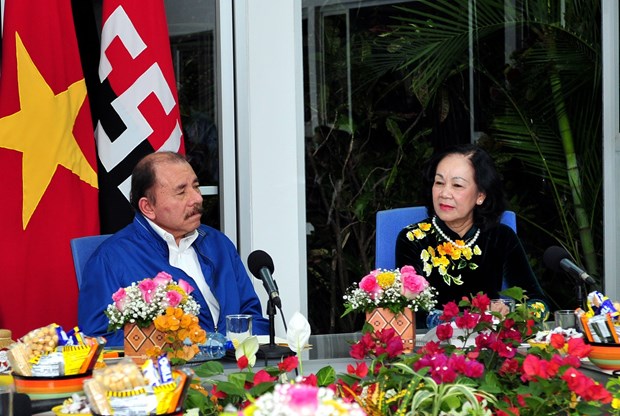 Truong Thi Mai, Politburo member and head of the Communist Party of Vietnam Central Committee’s Commission for Mass Mobilisation (R), meets with FSLN Secretary-General and President of Nicaragua Daniel Ortega.