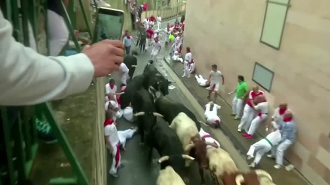 Lễ hội chạy đua với bò - San Fermin.