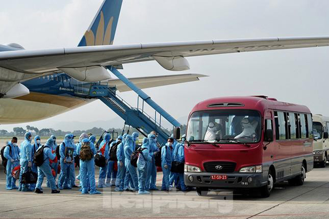 Một chuyến bay giải cứu công dân Việt Nam bị mắc kẹt ở nước ngoài về dịch COVID-19 vì nước (ảnh minh họa)