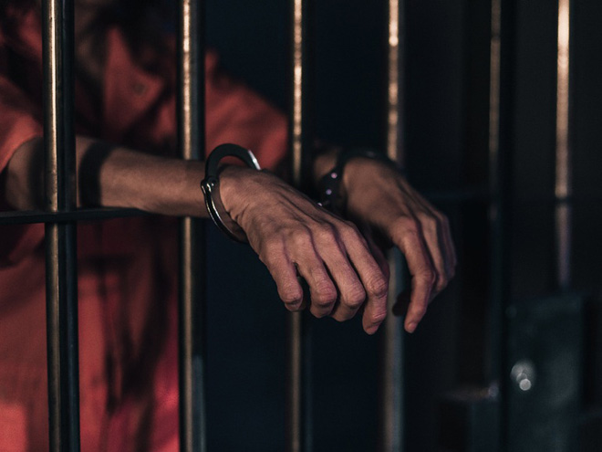 Số người đăng ký ngồi tù thử hiện đã gấp 3 lần sức chứa thực tế của nhà tù (Ảnh minh họa: Getty).