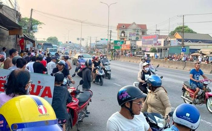 Hiện trường vụ tại nạn nghiêm trọng khiến hai người thiệt mạng xảy ra vào chiều ngày 8/2, tại phường Phước Tân (TP Biên Hòa) tỉnh Đồng Nai.