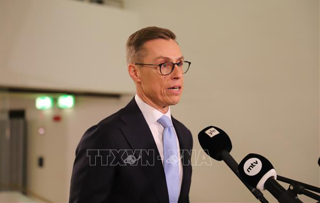 Ứng cử viên Tổng thống Phần Lan Alexander Stubb phát biểu tại cuộc họp báo ở Helsinki ngày 28/1/2024. Ảnh: THX/TTXVN