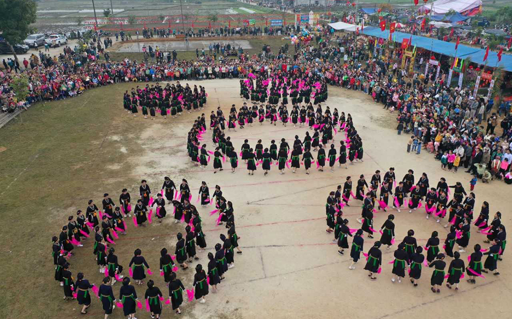 Màn múa Dậm Thuông trong Lễ hội Xo may