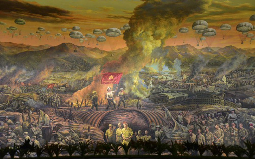 Bức tranh panorama tái hiện toàn cảnh Chiến dịch Điện Biên Phủ hút khách tới tham quan Bảo tàng chiến thắng lịch sử Điện Biên Phủ.