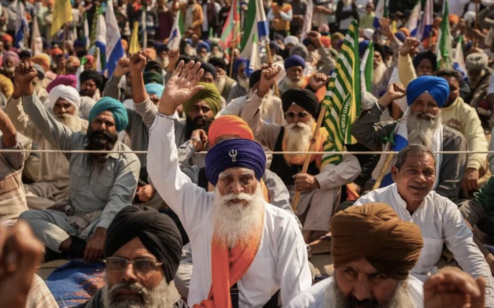 Nông dân Ấn Độ tụ tập biểu tình tại khu vực giáp giới Shambhu ngày 21-2.