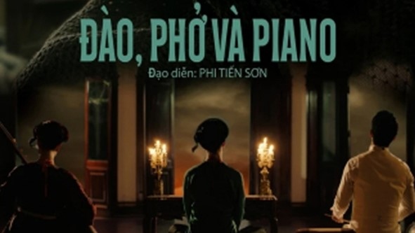 Đào, phở và piano là hiện tượng phòng vé chưa từng có của điện ảnh Việt.