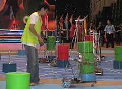 Ảnh: Đội Trung Quốc trong trận chung kết Robocon 2007.