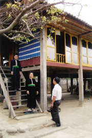 Thiên - địa - nhân trong kiến trúc nhà sàn người Thái cổ Tây Bắc