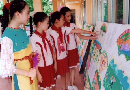 Học sinh thành phố Yên Bái được học tập và vui chơi trong môi trường tốt nhất.