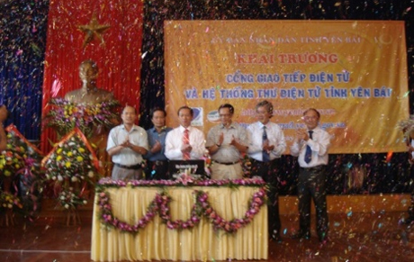 Lễ khai trương Cổng giao tiếp điện tử tỉnh Yên Bái năm 2009.