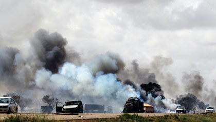 Libya tiếp tục chìm trong khói lửa chiến tranh.