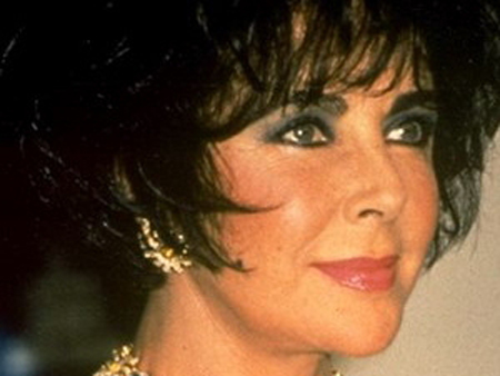 Nữ hoàng màn bạc Elizabeth Taylor.