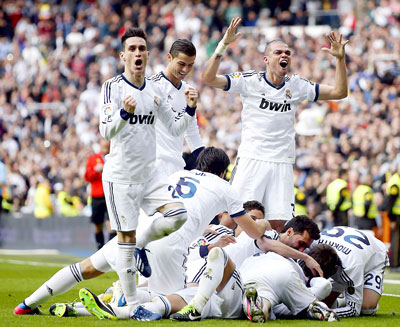 Tinh thần của các cầu thủ Real Madrid đang lên sau trận thắng Barca.
