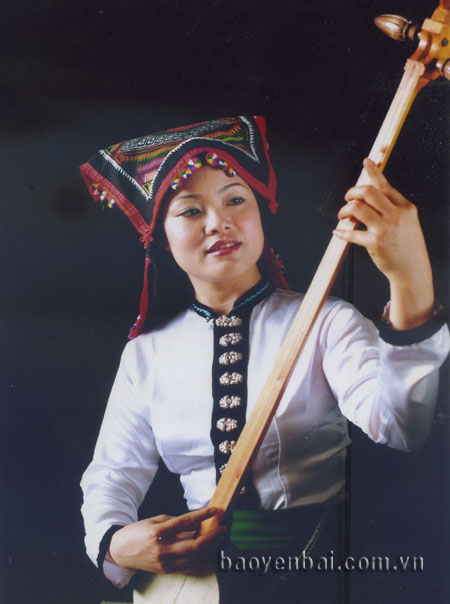 Thiếu nữ Thái.