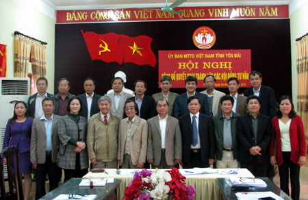 Các thành viên  Hội đồng tư vấn thuộc Ủy ban MTTQ tỉnh Yên Bái.

