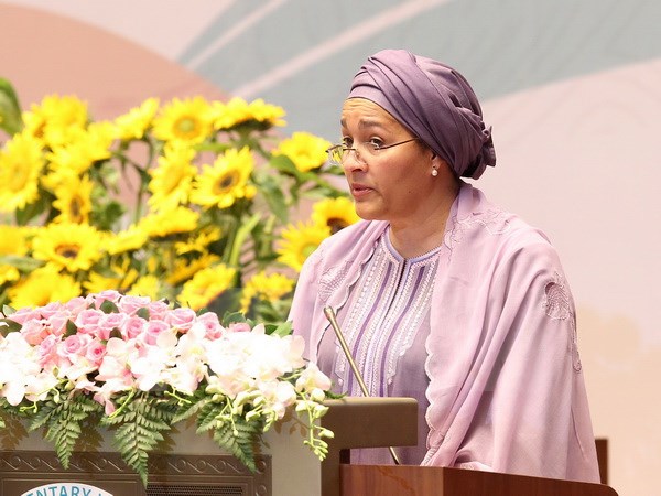 Bà Amina Mohammed, Cố vấn đặc biệt, đại diện của Tổng thư ký Liên hợp quốc Ban Ki-moon phát biểu. (Ảnh: TTXVN)