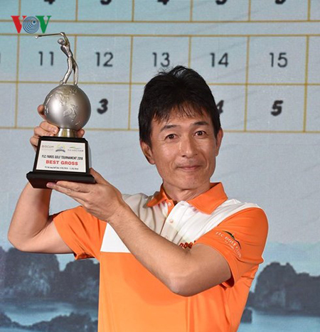 Nhà vô địch (Best Gross) giải FLC Faros Golf Tournament 2018 là nam golfer Nhật Bản, Tomoyoshi Makoto với tổng số gậy là 69.