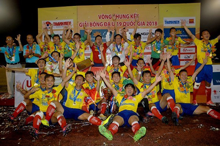Đội U19 Đồng Tháp trở thành tân vương của giải năm nay.