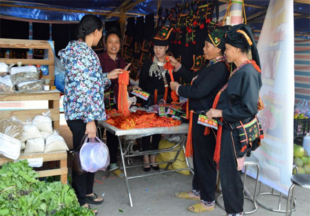 Hội chợ là dịp để huyện Văn Yên đưa hàng Việt về gần hơn với nông thôn (ảnh minh hoạ).