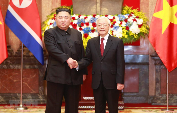 Tổng Bí thư, Chủ tịch nước Nguyễn Phú Trọng đón Chủ tịch Triều Tiên Kim Jong-un.