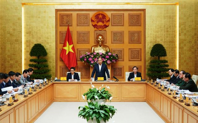 Thủ tướng  Nguyễn Xuân Phúc phát biểu chỉ đạo tại phiên họp