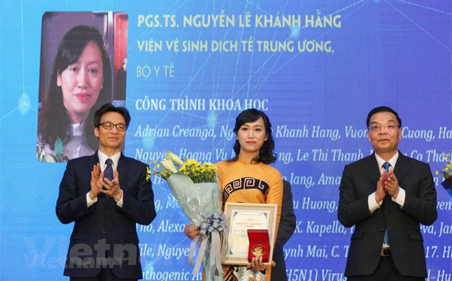 Phó Giáo sư - Tiến sỹ Nguyễn Lê Khánh Hằng, Viện Vệ sinh Dịch tễ Trung ương là nhà khoa học nữ đầu tiên nhận Giải thưởng Tạ Quang Bửu trong năm 2019.